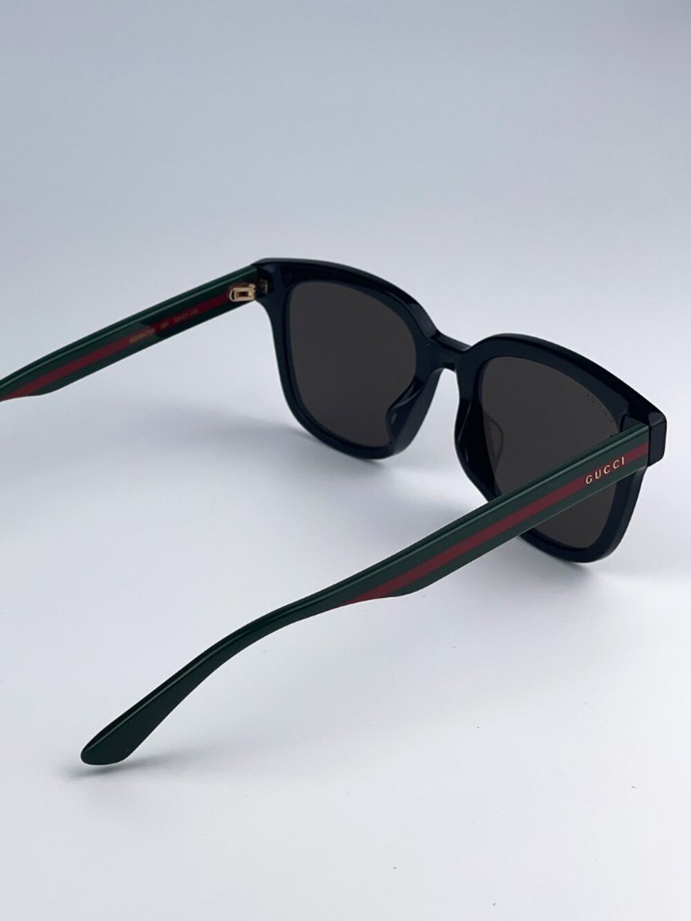 Gucci GG0847SK 001 Sunglasses Black Green Grey Square Unisex - Picture 9 of 13